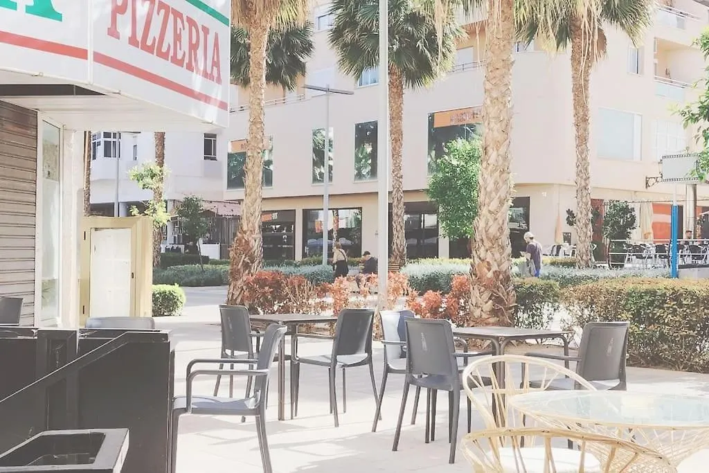 Bonito Apartamento De Dos Dormitorios En El Centro Y Calle San Miguel Torremolinos 0*,