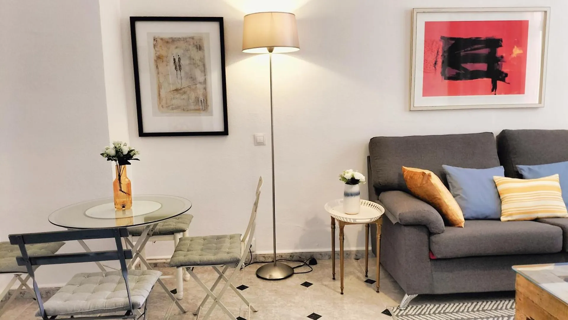 Apartment Bonito Apartamento De Dos Dormitorios En El Centro Y Calle San Miguel Torremolinos
