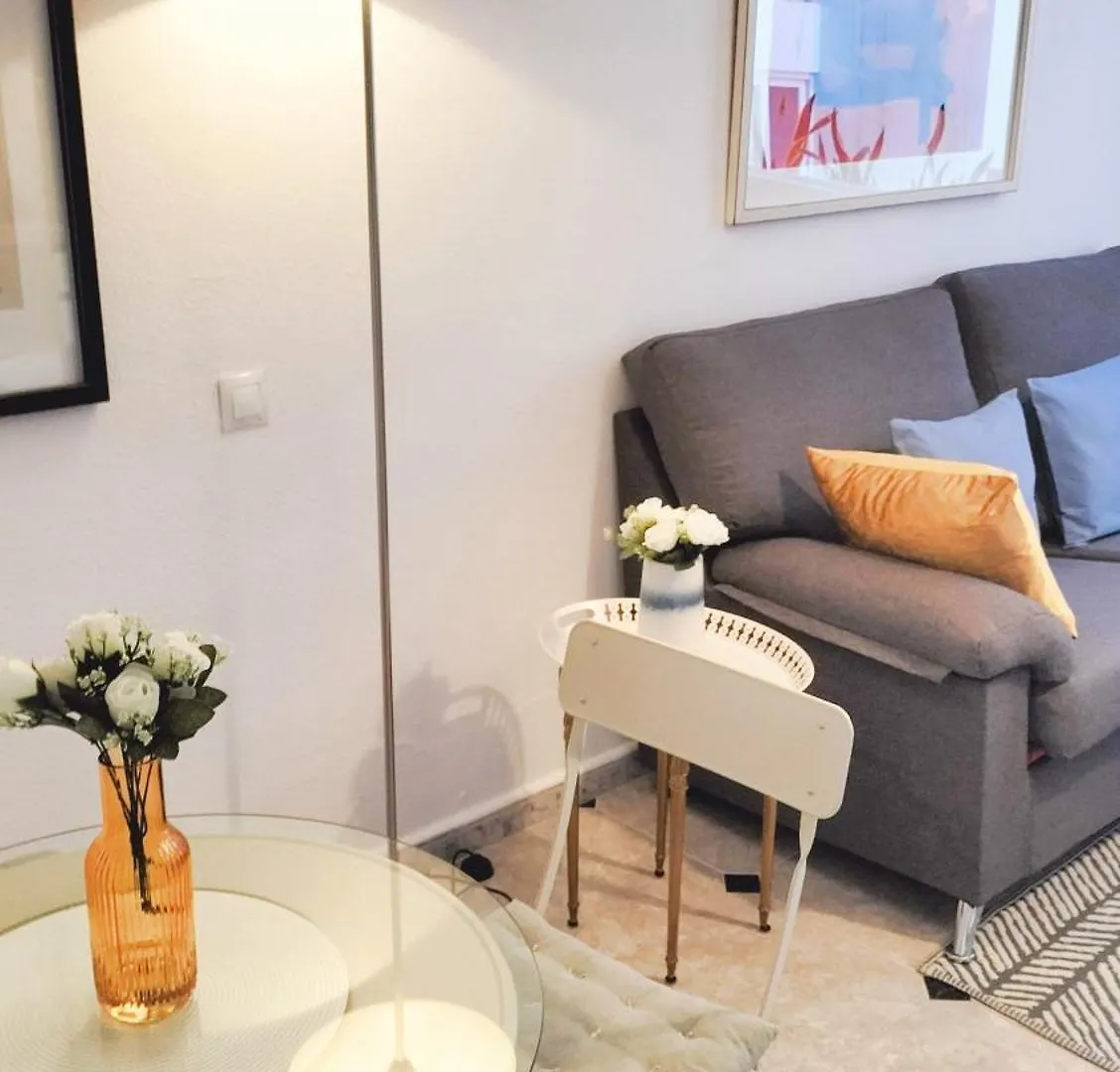 Bonito Apartamento De Dos Dormitorios En El Centro Y Calle San Miguel Torremolinos Apartment